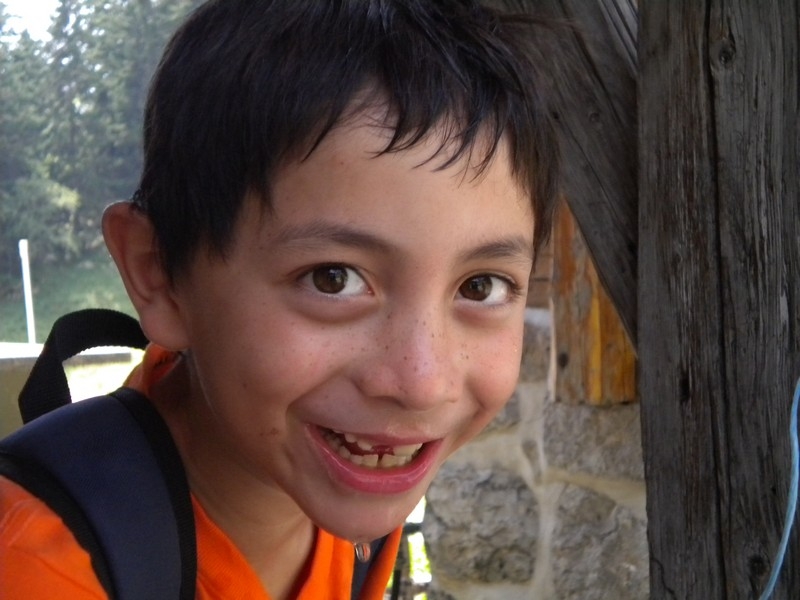 Village Camps International Summer Camp Leysin, Switzerland 2026-08-15 https://www.villagecamps.com/journals_admin/images/714-16-green hike (31).jpg